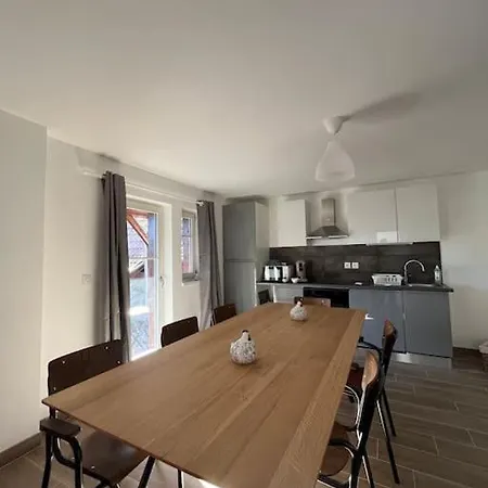 Doux Refuge Avec Terrasse Parking Gratuit Apartment Beblenheim